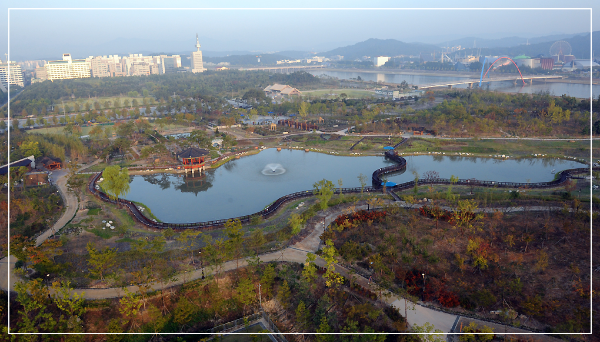 대전 한밭수목원 이미지 / 출처: 저자: 우희철 위키백과