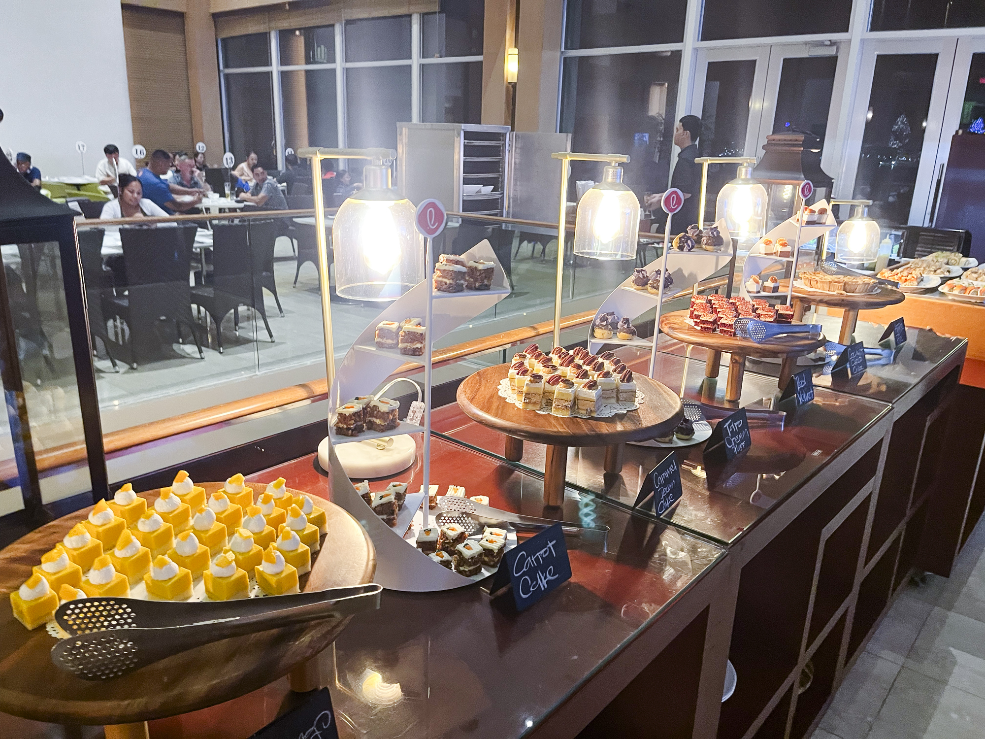 괌 라세느 디저트