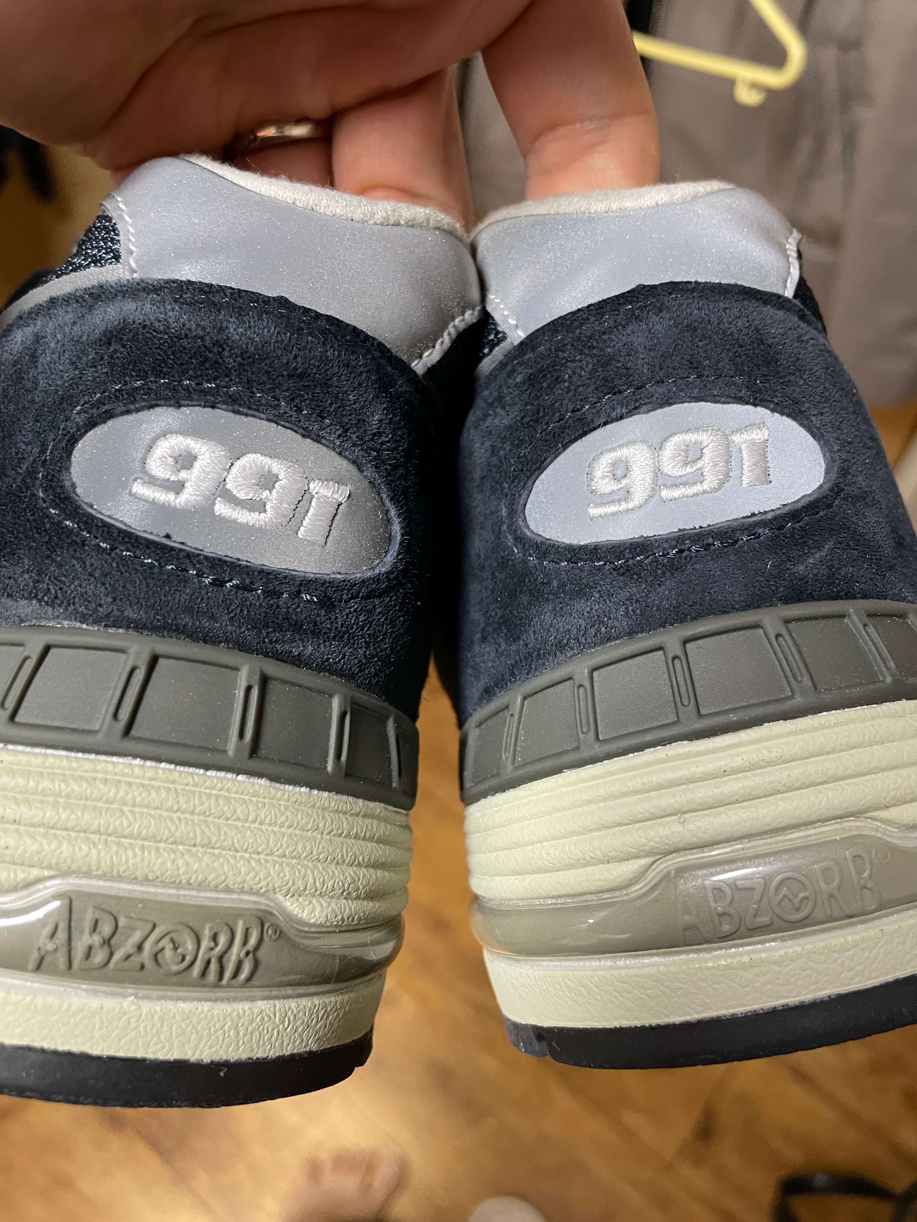 뉴발란스 991 네이비