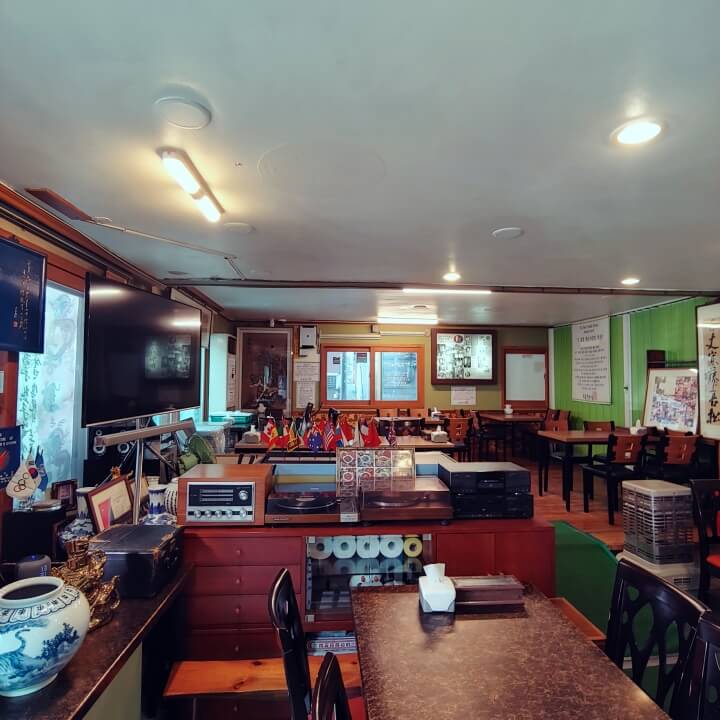 효동각-로비홀-사진 