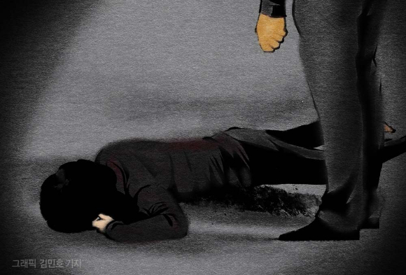 설 연휴 기간70대 아내를 폭행해 숨지게 한 60대 남편이 경찰에 체포됐다. 본 기사와 무관한 이미지. [사진=뉴시스]