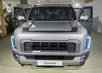 디자인 특징 – 정통 픽업 스타일과 기아의 감성 융합