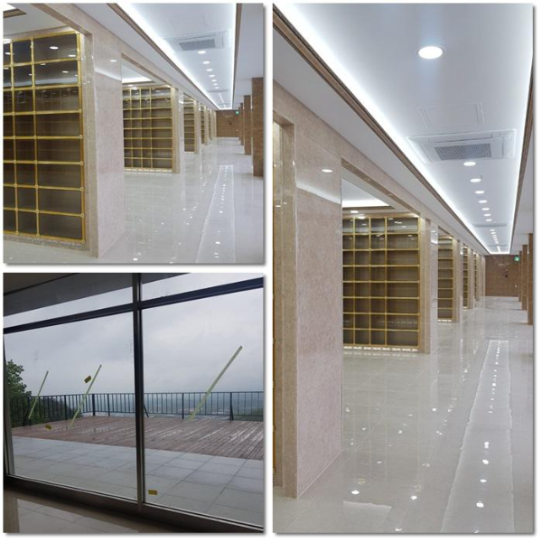 보국사납골당실내