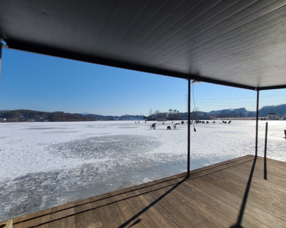 양평 산수유마을 빙어축제, 입장료 및 기본정보, 양평 산수유마을에서 제5회 빙어 축제가 열렸다고 합니다.
