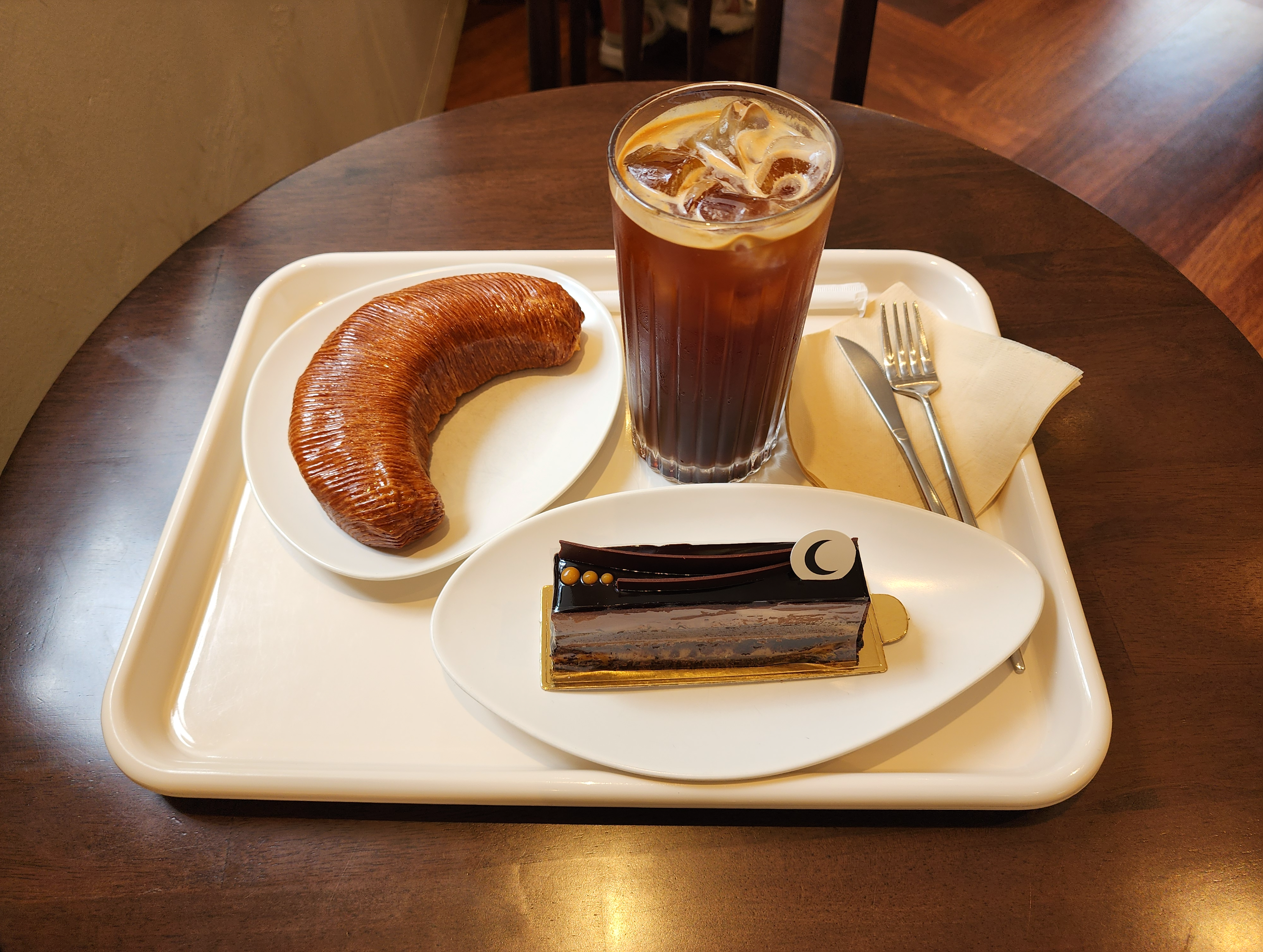 레브두_크림_크로와상