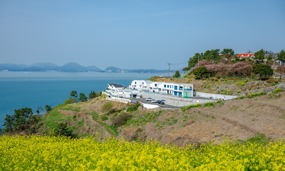 남해 풀빌라 펜션 윤슬