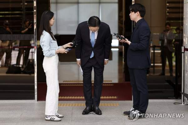 이재용 사죄: 삼성전자 회장 7년 만의 사과, 노조 총파업 100조 원 위기 속 대국민 입장문 전문 및 파급 효과 분석