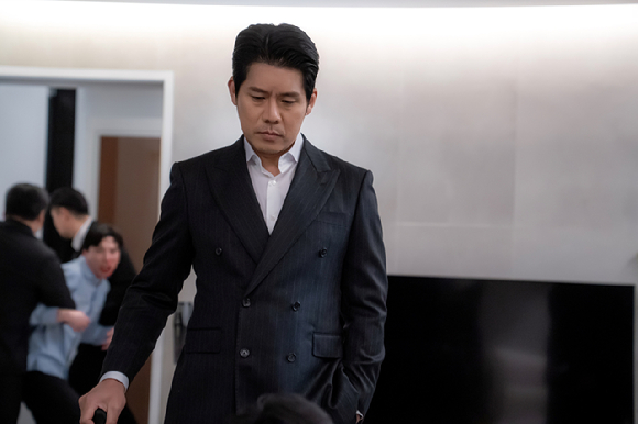 배우 길은성이 JTBC 토일드라마 '에스콰이어'에서 열연하고 있다. [사진=㈜비에이엔터테인먼트, SLL, 스튜디오S]