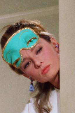 티파니에서-아침을-영화-속-오드리햅번의-모습