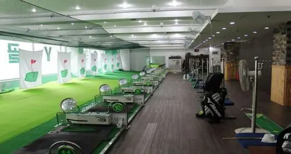 스카이골프클럽