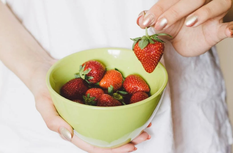 간헐적 단식 vs 저탄고지, 다이어트에 더 효과적인 방법은