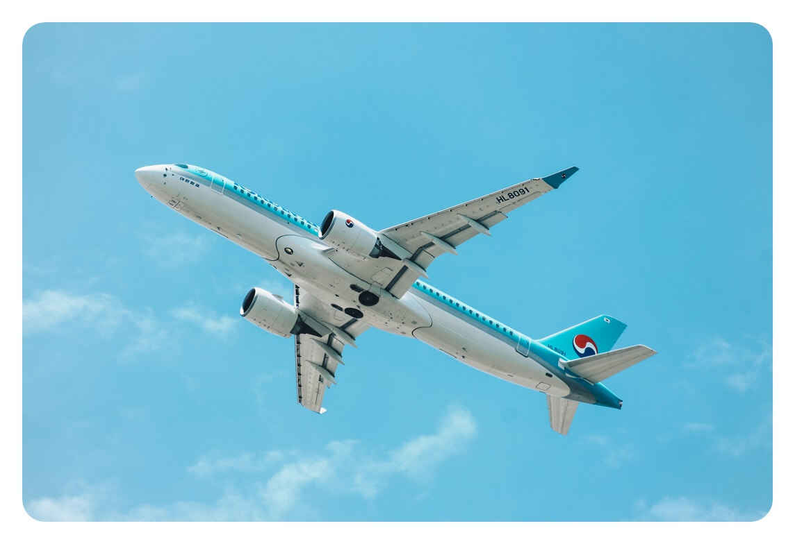 대한항공-A220-여객기-하늘-비행-사진