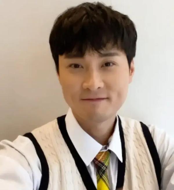 가수-민경훈-사진