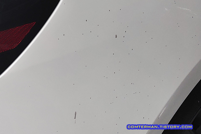 주차장 페인트 칠 차량 사고