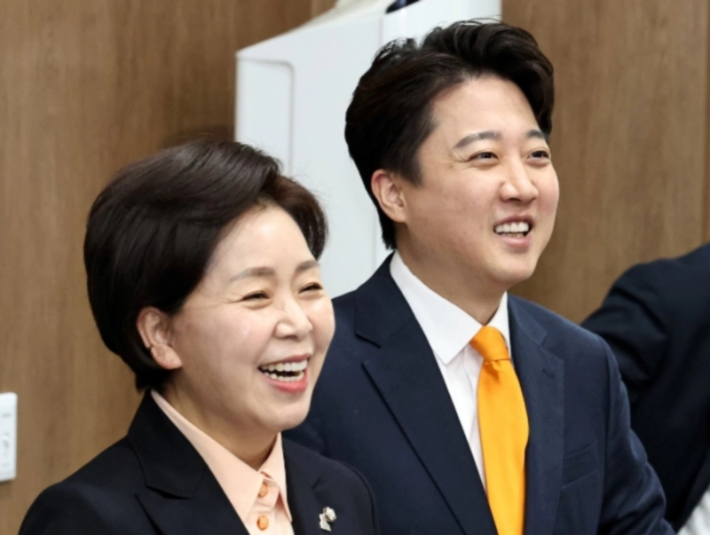 개혁신당, 여성 경찰 소방 공무원, 군복무 필수