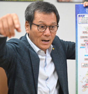 김홍규 강릉시장 프로필