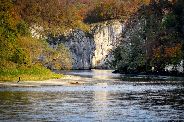 호주 무라린 협곡 산과 강