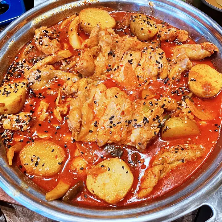 진심 가득 건강 담은 맛 잠실 새내 신천 맛집 추천 생방송투데이 레몬 다리살 특목살 꿀살 갈비뼈살 특수부위 초특급 계모임! 모둠 닭구이 오늘방송 리얼 맛집