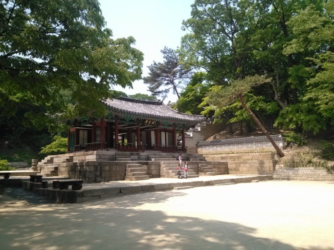 창덕궁 안 비원 이미지