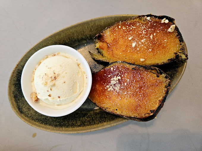 성수동 퓨전 한식 '아웃오브오더'