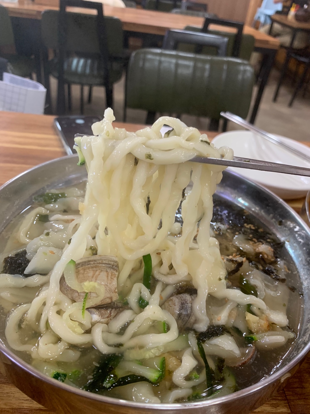 기본 칼제비