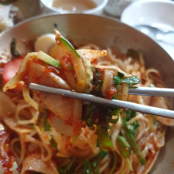 닭수육 밀면 온면