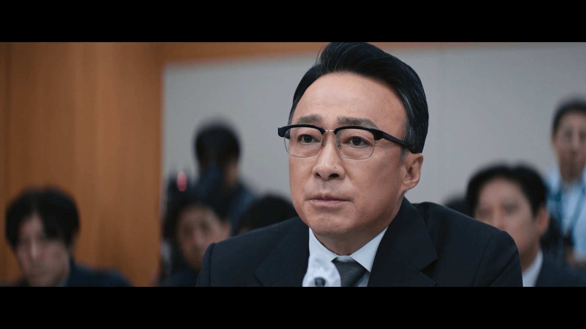 참교육 4회 국회 청문회에서 성적 조작 학부모 명단을 대공개하는 최강석 장관 역 김무열 배우 명장면