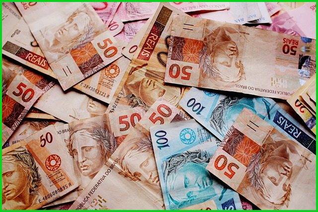 청년 생활비 대출