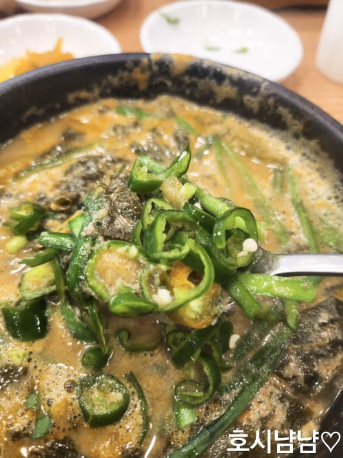 양고추 넣어 얼큰하게 즐기는 남원추어탕