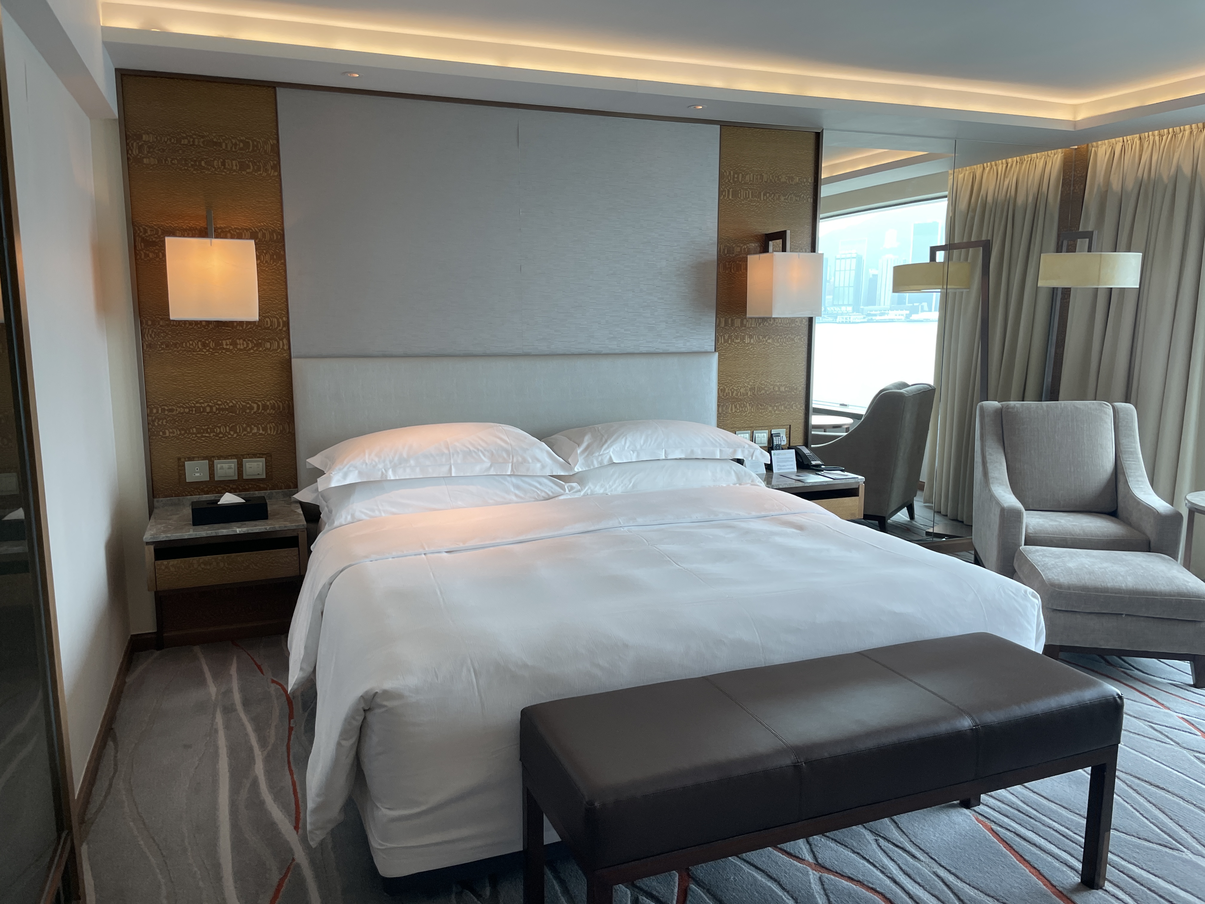 ๊ฐ์ค ๋ด๋ถ