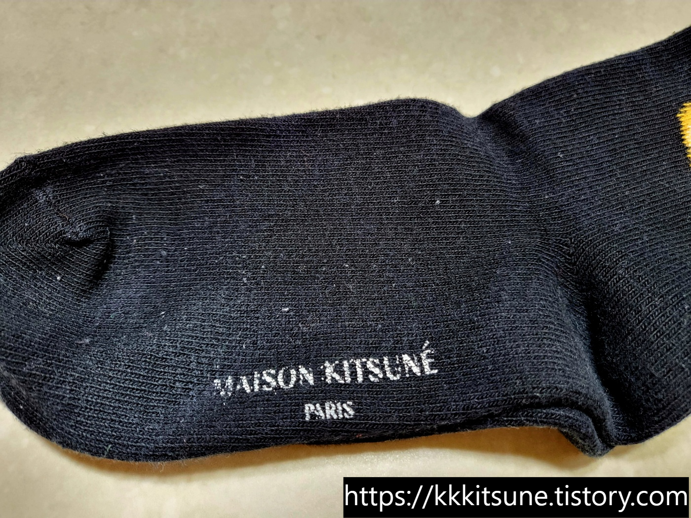 메종키츠네 폭스 헤드 양말 검정 뒷면 바닥 로고
