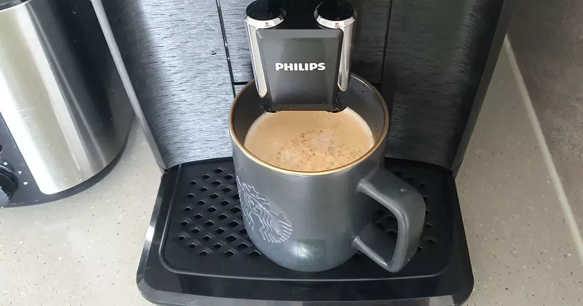 커피머신-커피-한잔