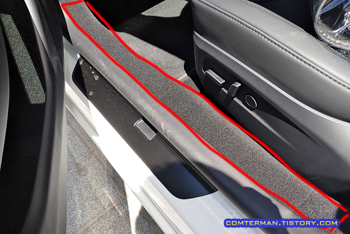 테슬라 모델3 하이랜드 도어 문턱