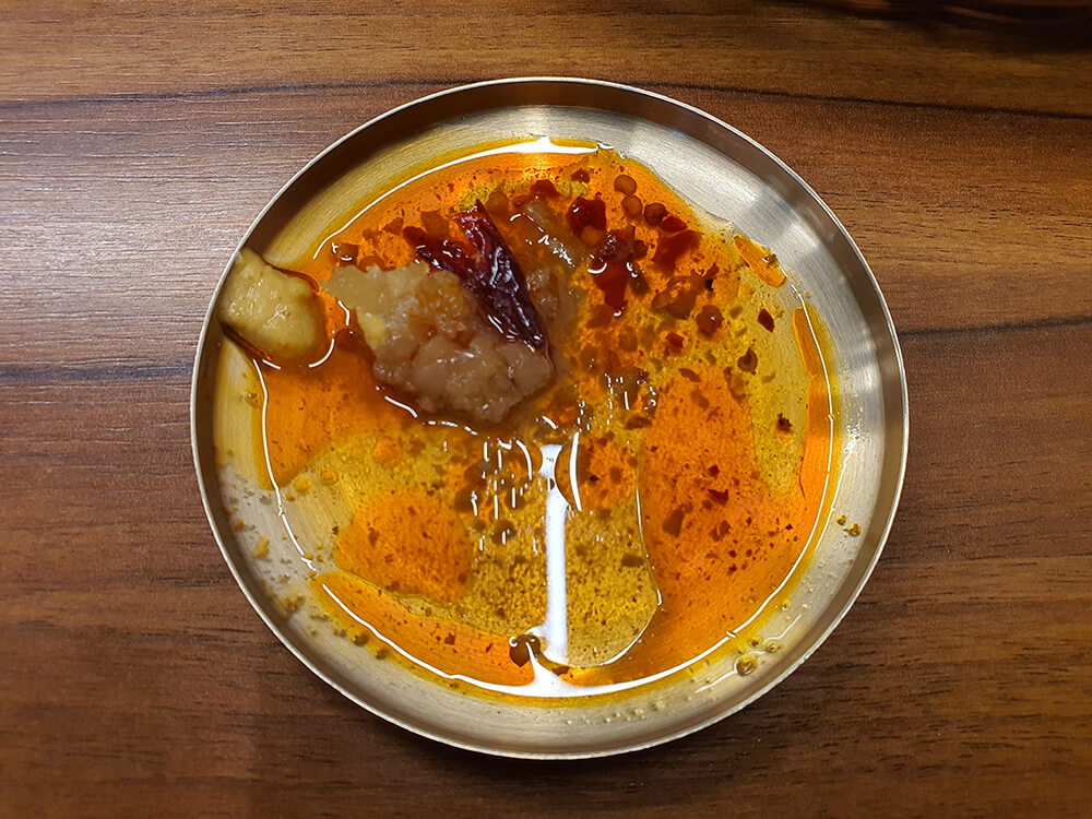 평이담백 뼈칼국수 방이점 - 뼈칼국수4