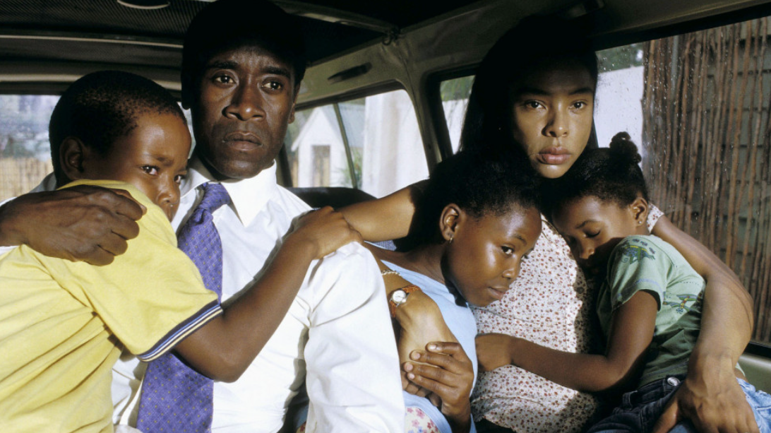 호텔 르완다 영화 속 한 장면