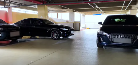 차가 앞을 막고 있을 때 빠져 나가는 상황