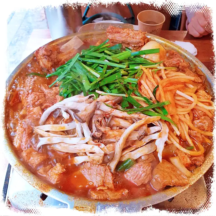 줄서는식당 46회 김정태 쫄갈비 시래기밥 매운불고기 돼지쫄갈비 콩나물 해장국 성신여대 입구 돈암동 맛집 권율 추천 소개