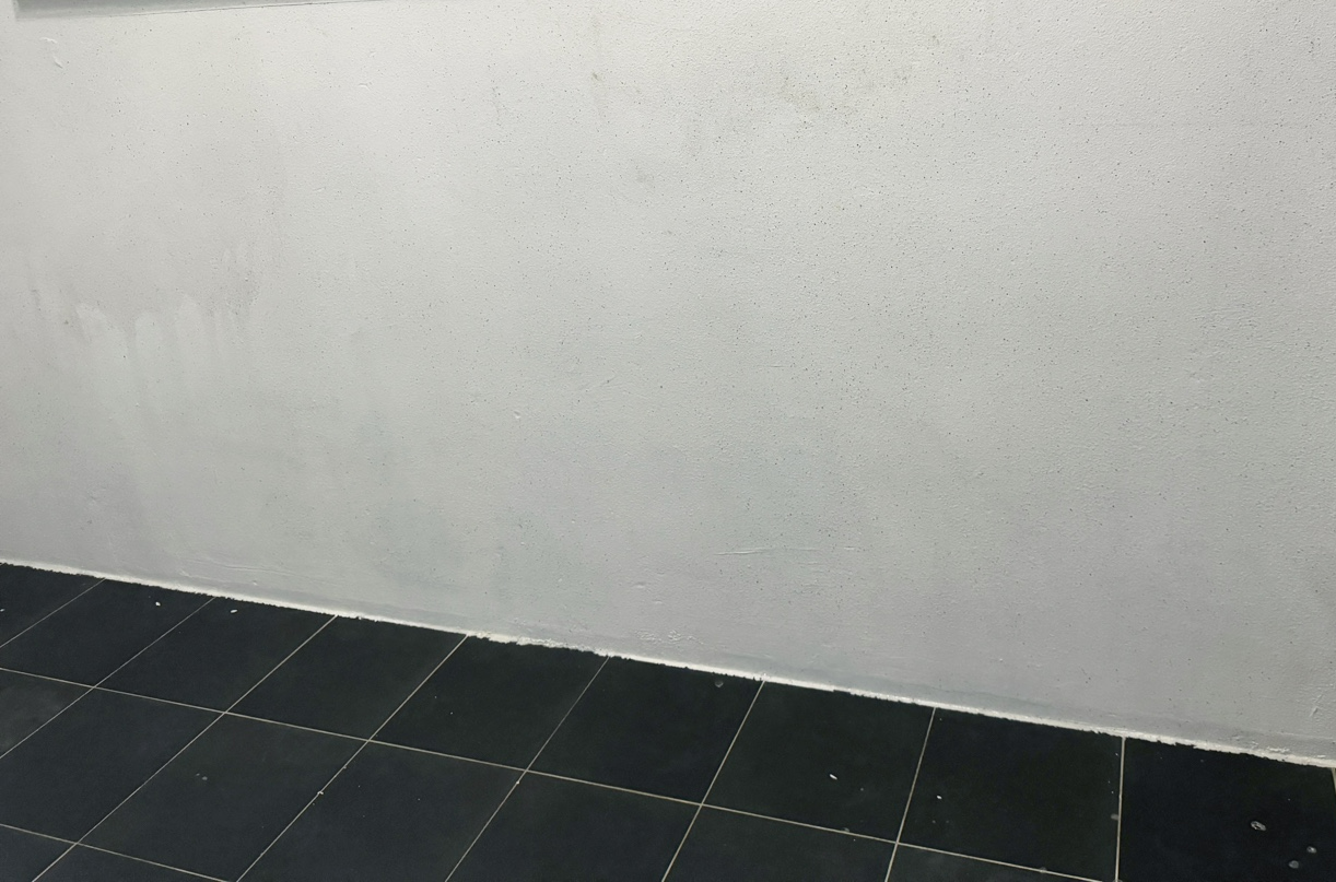 베란다 곰팡이 제거후 사진