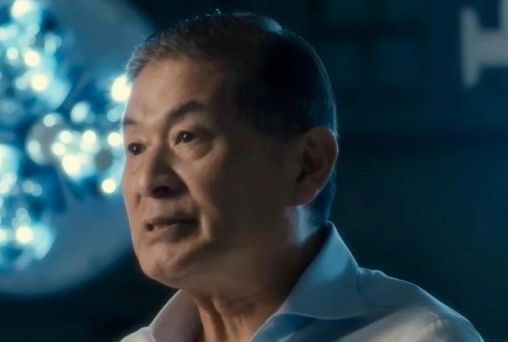 중동에서 만수르의 지원을 받아 복제 연구를 지속하고 있는 황우석 박사