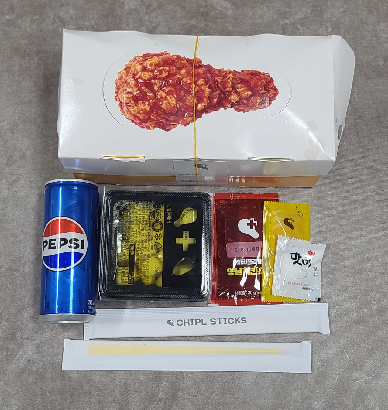 치킨플러스 치킨맛집 메가치킨 15호 깔끔한포장 후라이드치킨 쿠팡이츠할인