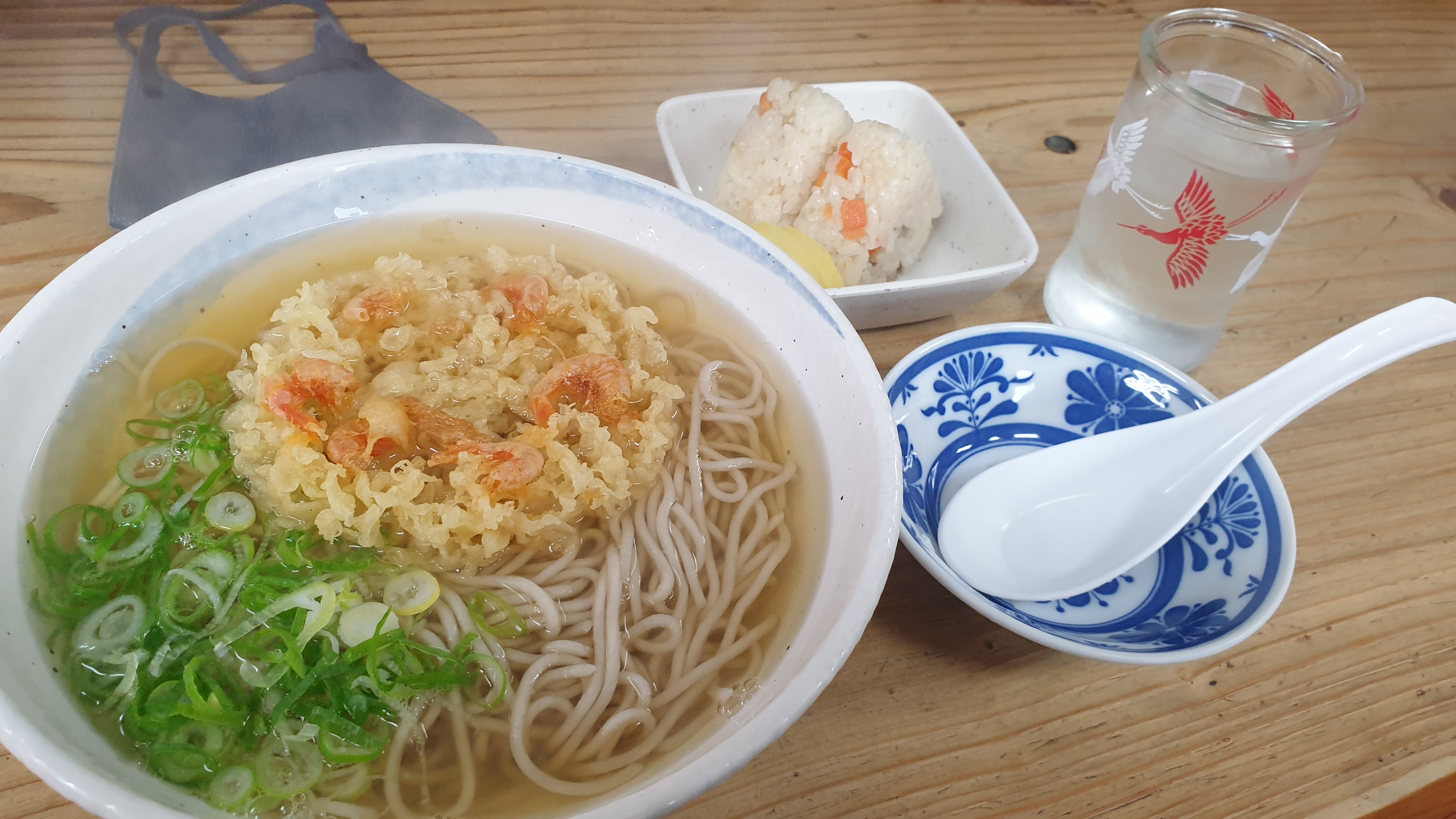 야타로우동 메뉴나온모습