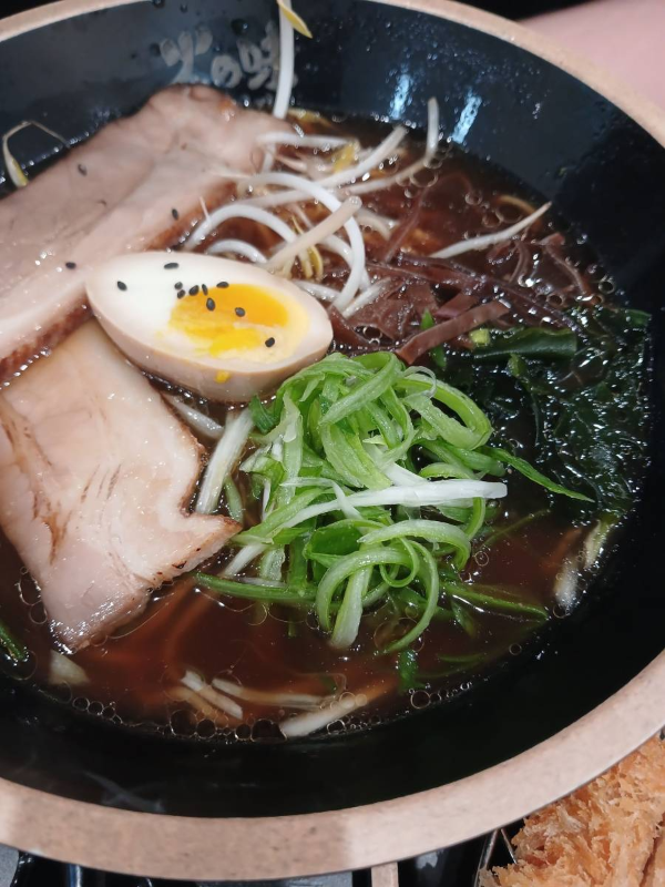 히노아지 쇼유라멘