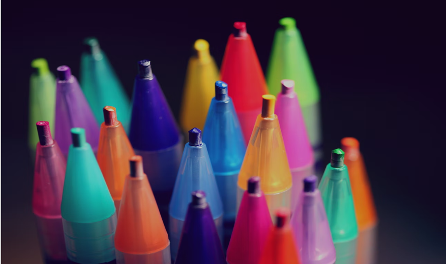 다양한 색의 연필