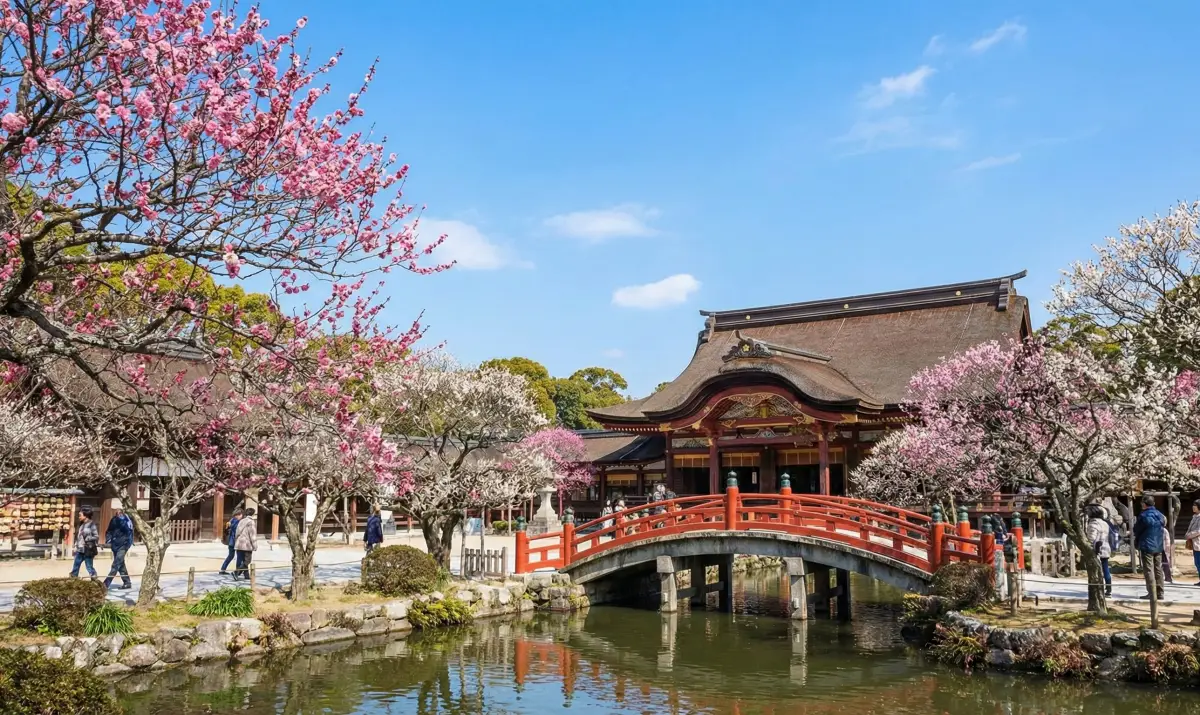 학문의 신을 모시는 다자이후 텐만구의 고즈넉한 전경