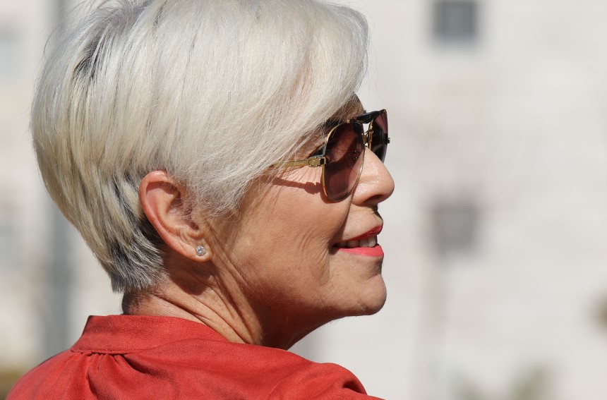 갱년기 여성 관련 산진