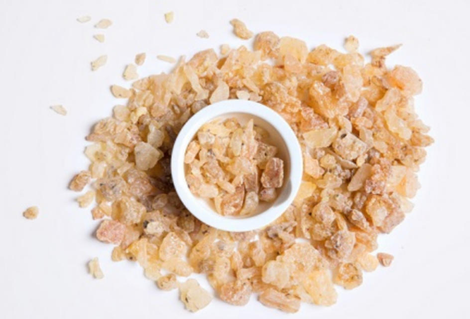 그릇에담겨있는보스-웰리아