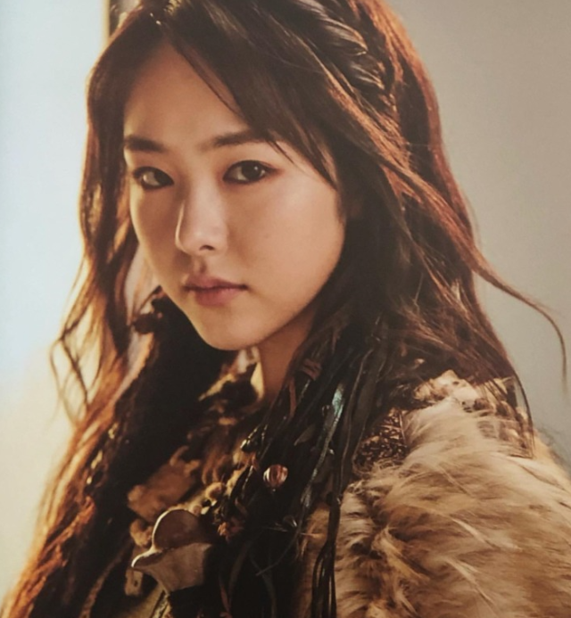 모모족의 카리카 역을 맡은 카라타 에리카