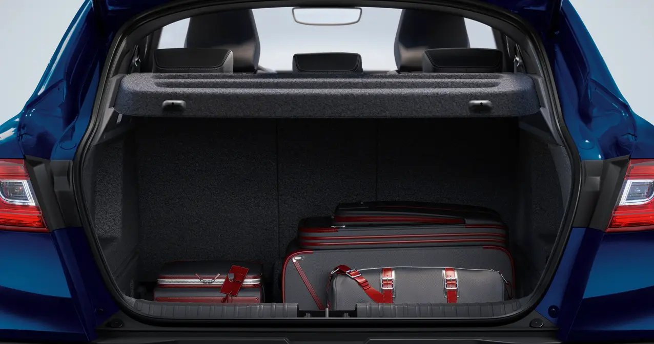 XM3 E-TECH 하이브리드 실내-8