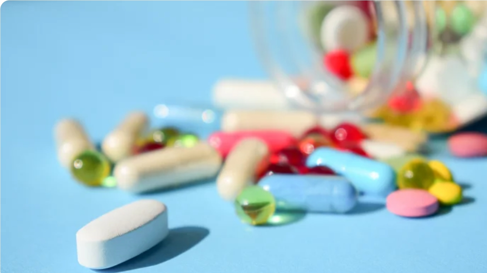 역노화 권위자 닥터 데이비드 싱클레어가 권장하는 건강한 노화를 위한 핵심 보충제