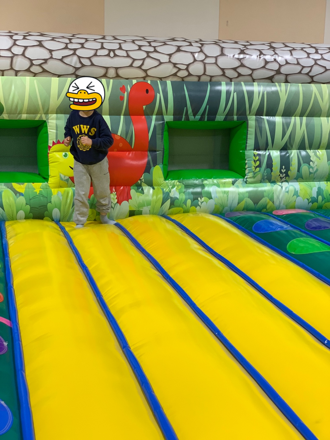 춘천꿈자람어린이공원 실내공원 1층 에어바운스